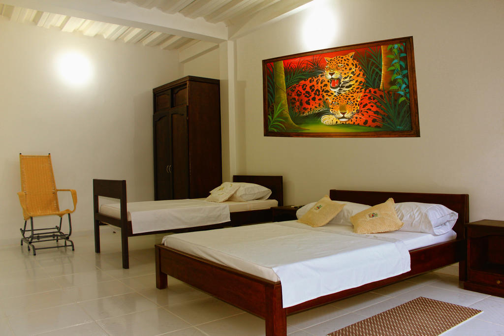 Casa Hotel Maune Leticia Quarto foto