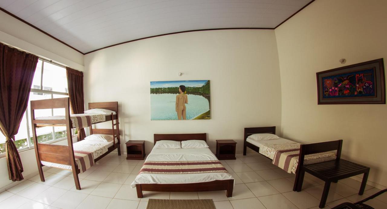 Casa Hotel Maune Leticia Exterior foto